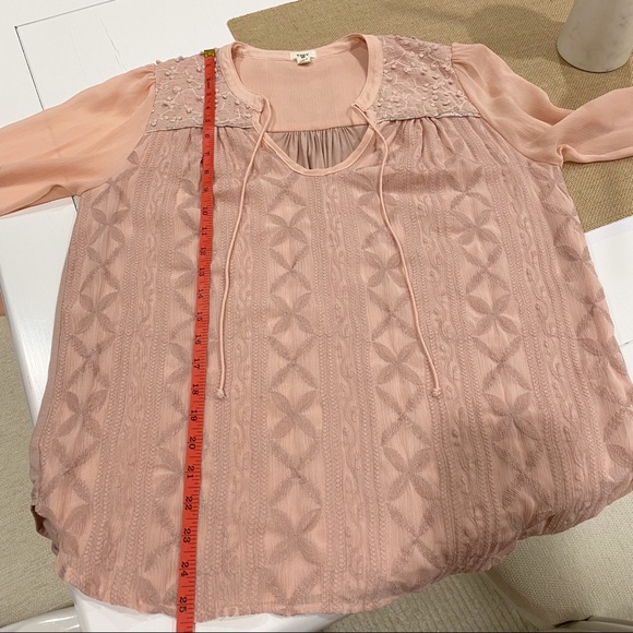 TINY Anthro pink shimmery peasant blouse Sz M boho - Picture 7 of 7